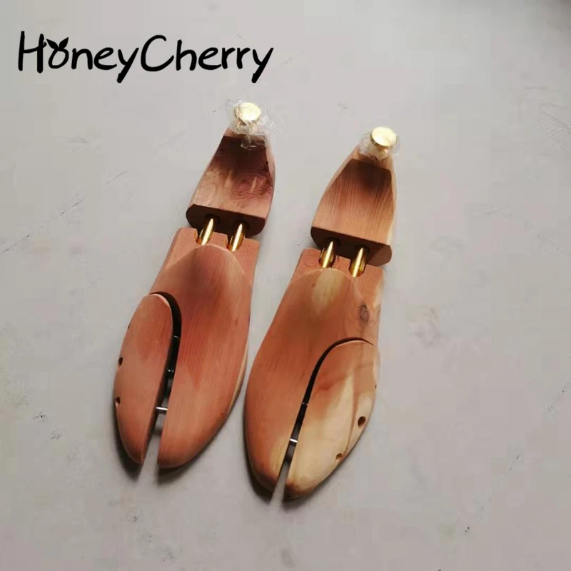 Orteza do butów z drewna cedro – Shoe Tree Cedar recenzja i cena